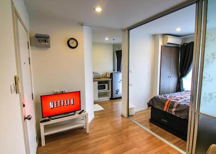Apartment Near Ramkhamhaeng 60, Lam Sali Mrt