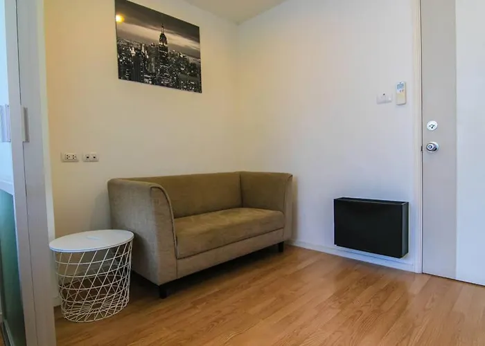 Apartment Near Ramkhamhaeng 60, Lam Sali Mrt